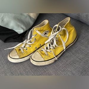 Converse All Stars - yellow size 4 men’s